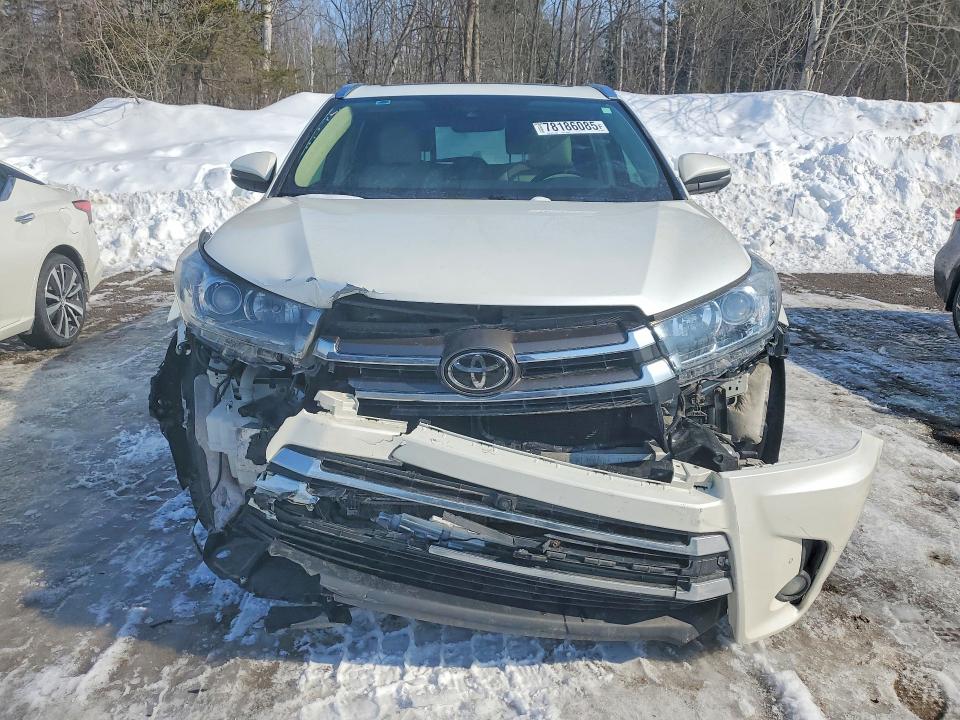 2018 Toyota Highlander მანქანა იყიდება აუქციონზე, vin: 5TDDZRFH5JS804320, აუქციონის ნომერი: 78186085