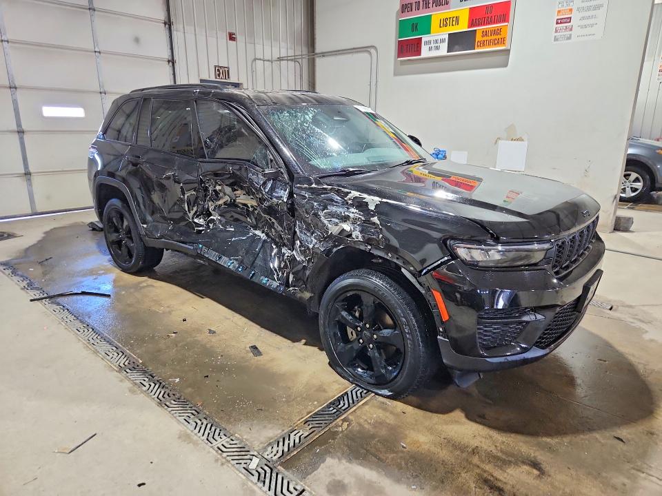 Продажа на аукционе авто 2023 Jeep Grand Cherokee, vin: 1C4RJHAG5P8104493, номер лота: 77169805