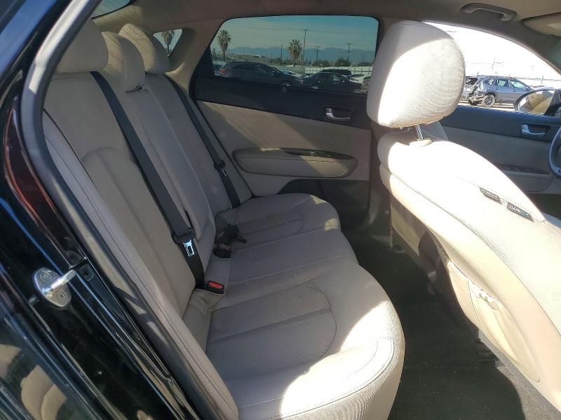 2018 Kia Optima მანქანა იყიდება აუქციონზე, vin: 5XXGT4L39JG229991, აუქციონის ნომერი: 78776585