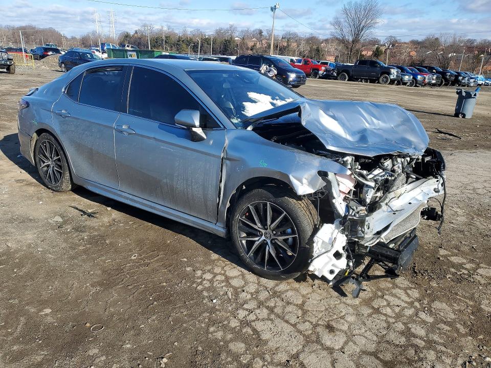 78428035 :رقم المزاد ، 4T1G11AK4RU208238 vin ، 2024 Toyota Camry مزاد بيع
