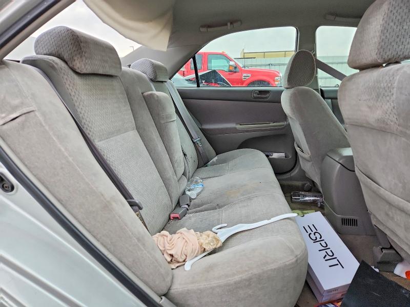 77113265 :رقم المزاد ، 4T1BE32K72U079815 vin ، 2002 Toyota Camry مزاد بيع