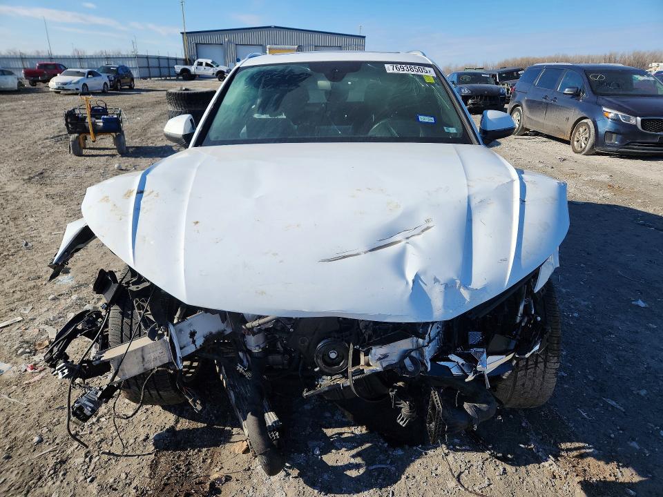76938505 :رقم المزاد ، WA1CNAFY7J2201900 vin ، 2018 Audi Q5 مزاد بيع