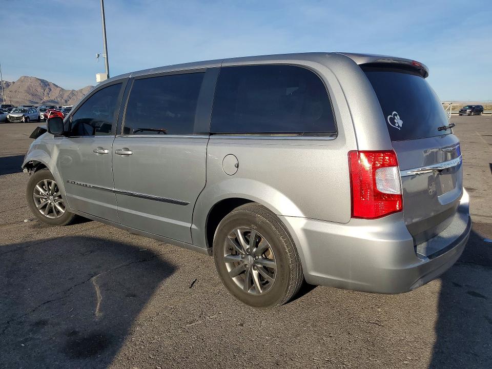 79224895 :رقم المزاد ، 2C4RC1HG7FR526405 vin ، 2015 Chrysler Town & Country مزاد بيع