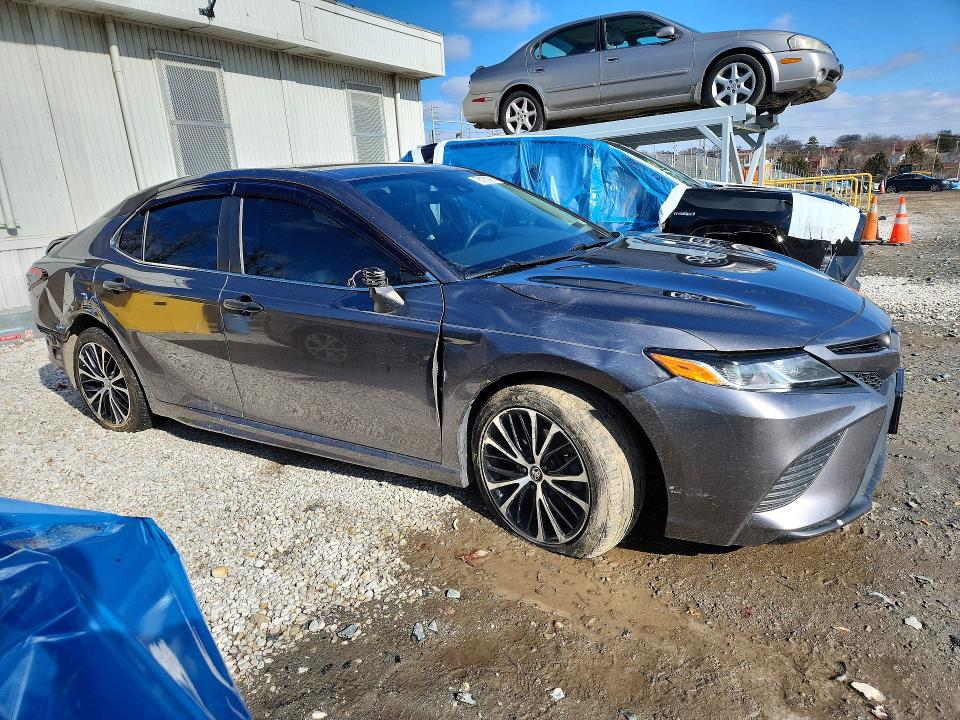 78163995 :رقم المزاد ، 4T1B11HK6KU829079 vin ، 2019 Toyota Camry مزاد بيع