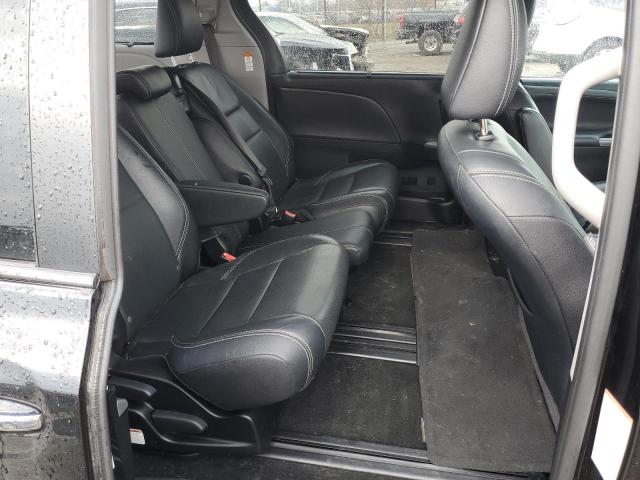 45234884 :رقم المزاد ، 5TDXK3DC7FS552888 vin ، 2015 Toyota Sienna Sport مزاد بيع