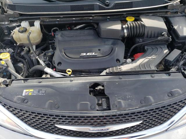 46711604 :رقم المزاد ، 2C4RC1BG6HR668689 vin ، 2017 Chrysler Pacifica Touring L مزاد بيع