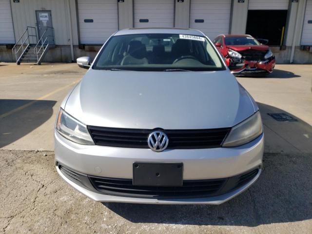 43845804 :رقم المزاد ، 3VWDZ7AJ8BM336726 vin ، 2011 Volkswagen Jetta Se مزاد بيع