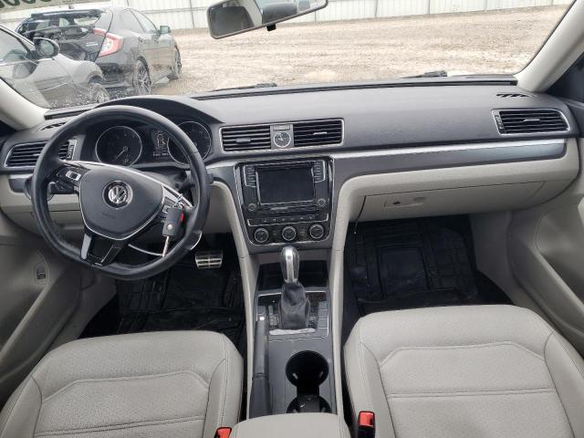 45566044 :رقم المزاد ، 1VWDT7A32HC033924 vin ، 2017 Volkswagen Passat R-line مزاد بيع