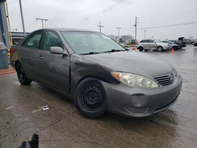 45667174 :رقم المزاد ، 4T1BE32KX6U705587 vin ، 2006 Toyota Camry Le مزاد بيع