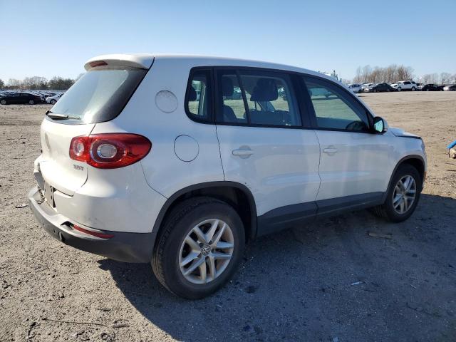 2011 Volkswagen Tiguan S მანქანა იყიდება აუქციონზე, vin: WVGAV7AX0BW526845, აუქციონის ნომერი: 46859784