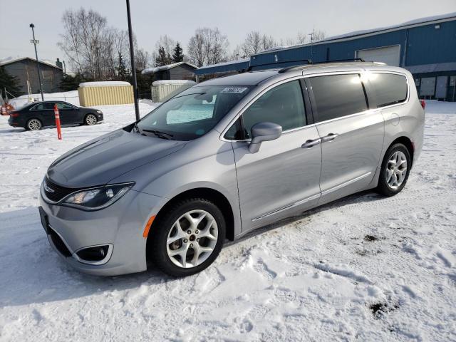 46711604 :رقم المزاد ، 2C4RC1BG6HR668689 vin ، 2017 Chrysler Pacifica Touring L مزاد بيع