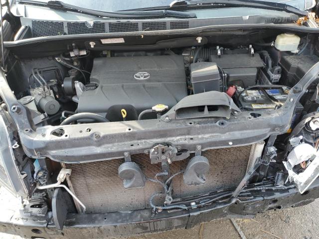45234884 :رقم المزاد ، 5TDXK3DC7FS552888 vin ، 2015 Toyota Sienna Sport مزاد بيع