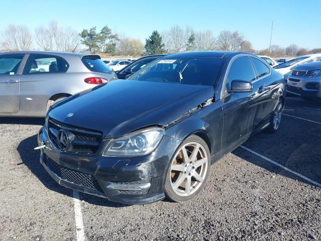 2015 Mercedes Benz C220 Amg S მანქანა იყიდება აუქციონზე, vin: WDD2043022G409334, აუქციონის ნომერი: 42960944
