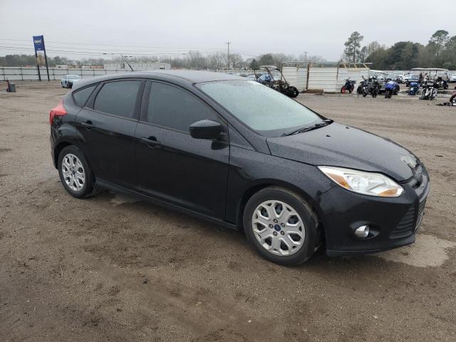 45201684 :رقم المزاد ، 1FAHP3K26CL433703 vin ، 2012 Ford Focus Se مزاد بيع