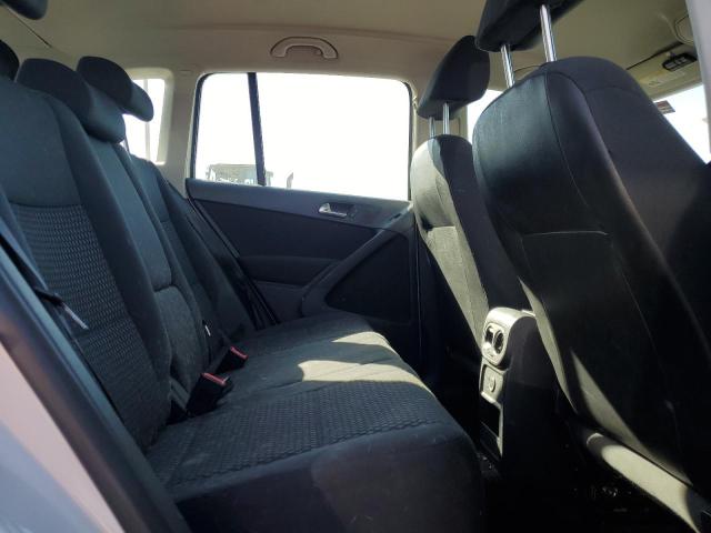 2011 Volkswagen Tiguan S მანქანა იყიდება აუქციონზე, vin: WVGAV7AX0BW526845, აუქციონის ნომერი: 46859784
