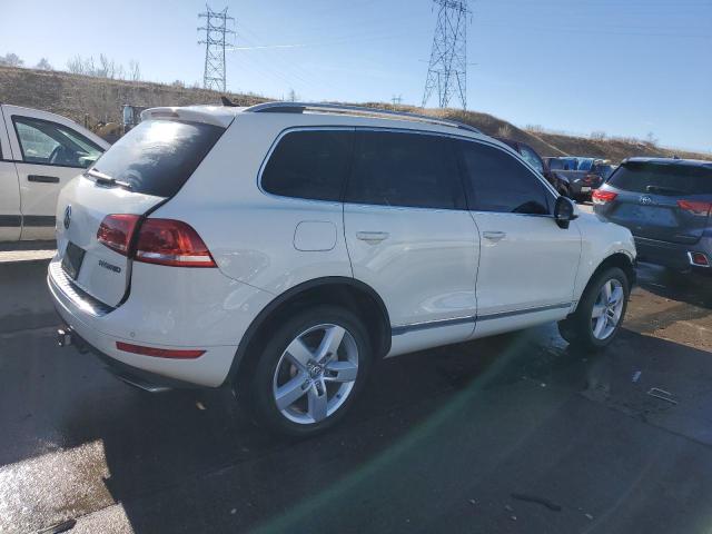 2011 Volkswagen Touareg Hybrid მანქანა იყიდება აუქციონზე, vin: WVGFG9BP6BD002301, აუქციონის ნომერი: 44956784