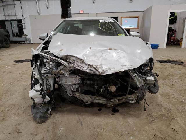 43875174 :رقم المزاد ، 2T1BURHE8FC341632 vin ، 2015 Toyota Corolla L مزاد بيع