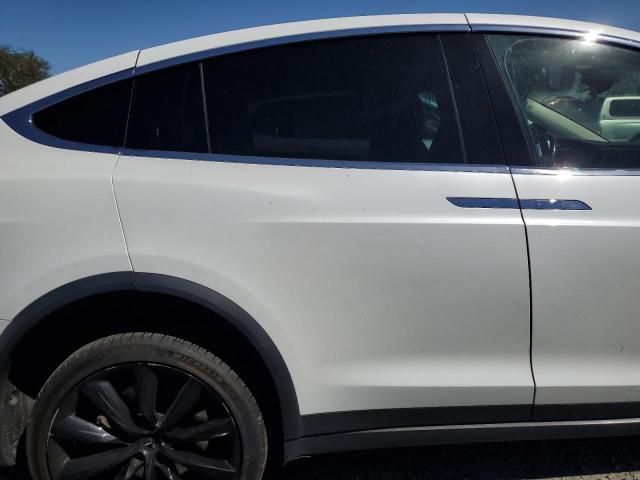Продаж на аукціоні авто 2016 Tesla Model X, vin: 5YJXCAE20GF011971, номер лоту: 49345305