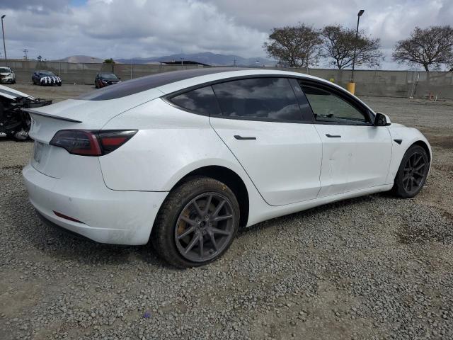 47504095 :رقم المزاد ، 5YJ3E1EA0JF052009 vin ، 2018 Tesla Model 3 مزاد بيع