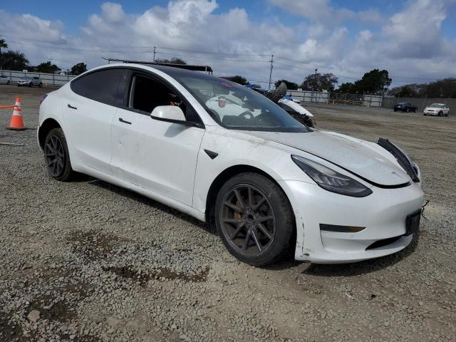47504095 :رقم المزاد ، 5YJ3E1EA0JF052009 vin ، 2018 Tesla Model 3 مزاد بيع