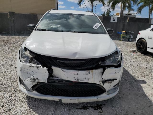 49661625 :رقم المزاد ، 2C4RC1BG2KR568970 vin ، 2019 Chrysler Pacifica مزاد بيع