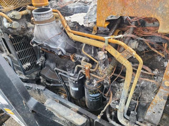 41837245 :رقم المزاد ، ZFBD02374 vin ، 2015 Kwhholland Agriculture And Farm Equipment مزاد بيع