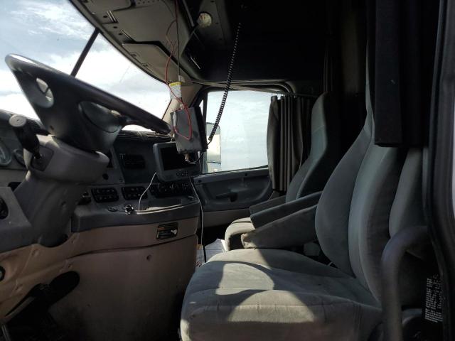 2015 Freightliner Cascadia მანქანა იყიდება აუქციონზე, vin: 3ALAGGDV2FSGG9853, აუქციონის ნომერი: 50328495