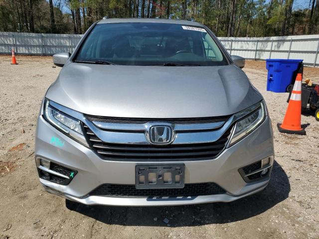 2018 Honda Odyssey მანქანა იყიდება აუქციონზე, vin: 5FNRL6H88JB009060, აუქციონის ნომერი: 50381505
