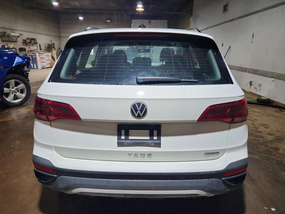 46319186 :رقم المزاد ، 3VVAX7B25NM077959 vin ، 2022 Volkswagen Taos مزاد بيع