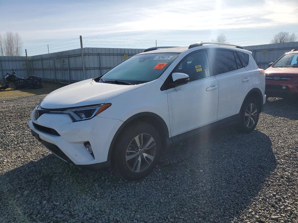 Продаж на аукціоні авто 2017 Toyota Rav4, vin: 2T3RFREV8HW679778, номер лоту: 79288375
