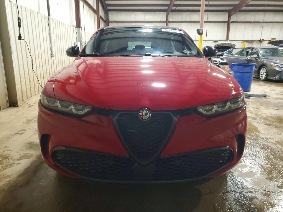 2025 Alfa Romeo Tonale მანქანა იყიდება აუქციონზე, vin: ZASPATTW9S3086461, აუქციონის ნომერი: 47868116