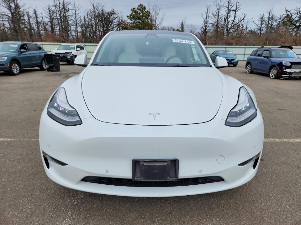 2022 Tesla Model Y მანქანა იყიდება აუქციონზე, vin: 7SAYGDEE9NF332248, აუქციონის ნომერი: 47687246