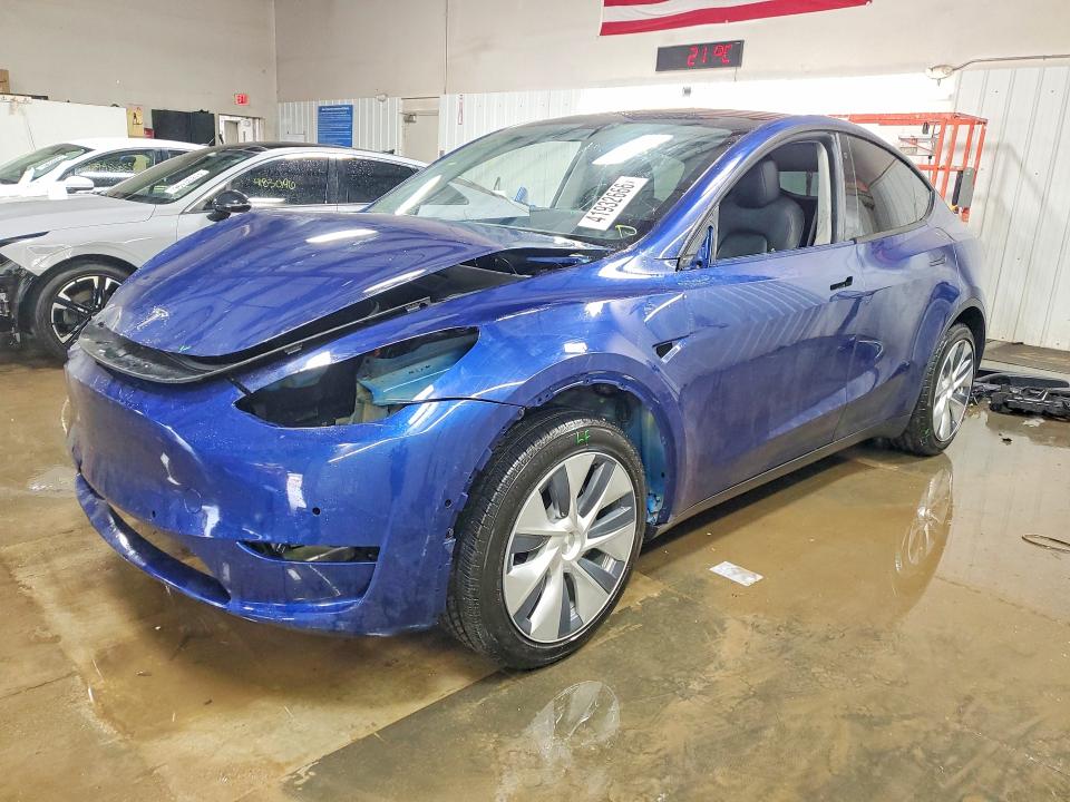 Auction sale of the 2021 Tesla Model Y, vin: 5YJYGDEE7MF060813, lot number: 41932666