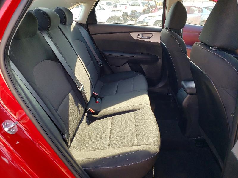 2024 Kia Forte მანქანა იყიდება აუქციონზე, vin: 3KPF24AD8RE753454, აუქციონის ნომერი: 46864456