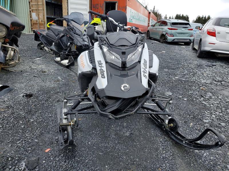 46114466 :رقم المزاد ، 2BPSEALA7LV000020 vin ، 2020 Ski-doo Grand Touring Sport مزاد بيع