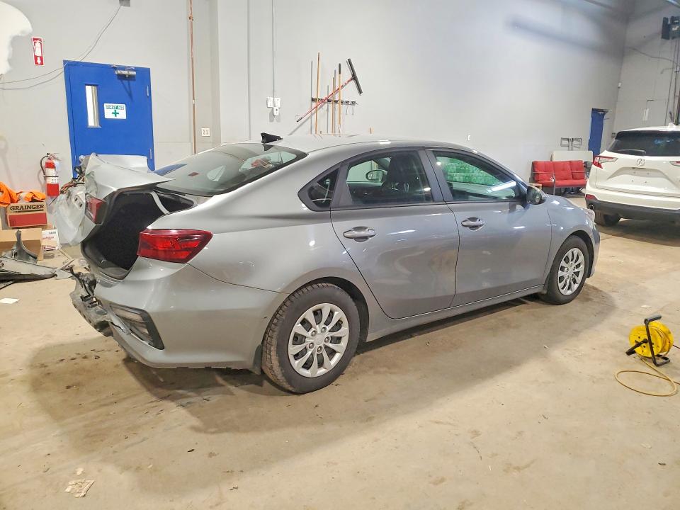 2021 Kia Forte მანქანა იყიდება აუქციონზე, vin: 3KPF24AD1ME374241, აუქციონის ნომერი: 46725366