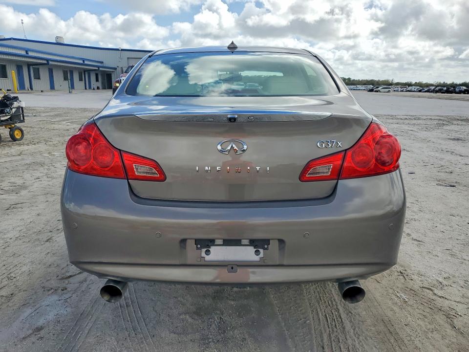 79798545 :رقم المزاد ، JN1CV6AR8BM408159 vin ، 2011 Infiniti G37 مزاد بيع