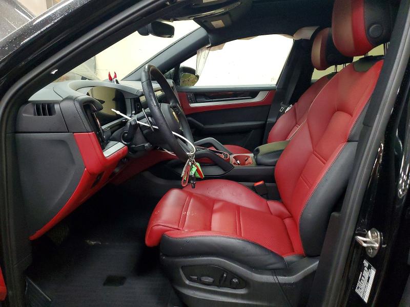 47595566 :رقم المزاد ، WP1BA2AY5SDA29817 vin ، 2025 Porsche Cayenne مزاد بيع
