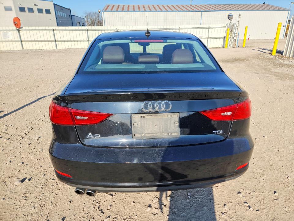 47240186 :رقم المزاد ، WAUAJGFF3F1076026 vin ، 2015 Audi A3 مزاد بيع