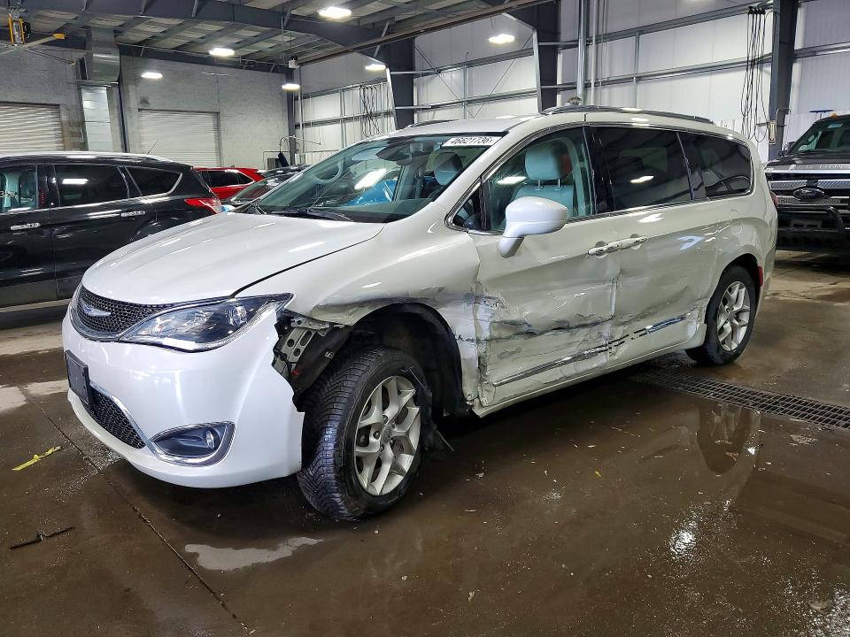46621736 :رقم المزاد ، 2C4RC1BGXKR645018 vin ، 2019 Chrysler Pacifica مزاد بيع