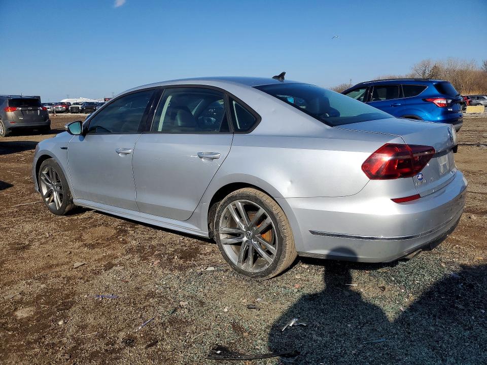 Продажа на аукционе авто 2018 Volkswagen Passat, vin: 1VWAA7A32JC027989, номер лота: 47758916