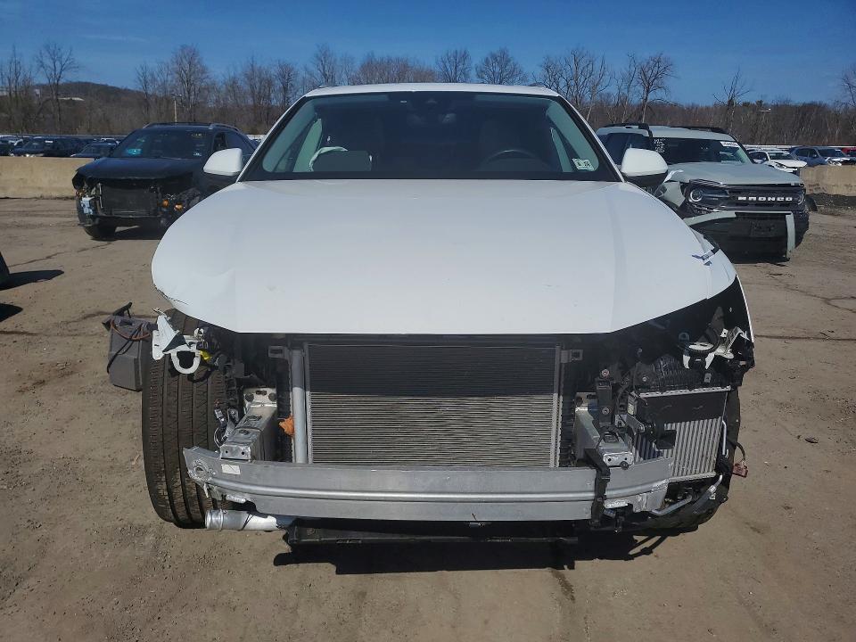 Продаж на аукціоні авто 2023 Audi Q8, vin: WA1AVBF19PD023694, номер лоту: 41783786