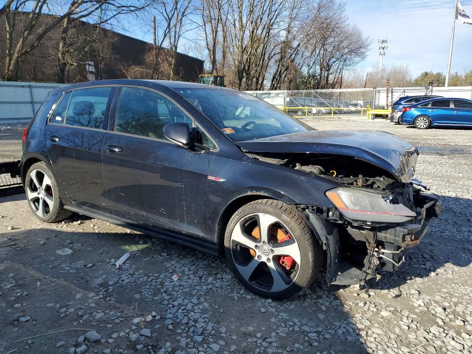 Продажа на аукционе авто 2015 Volkswagen Gti, vin: 3VW4T7AU8FM012984, номер лота: 45509956