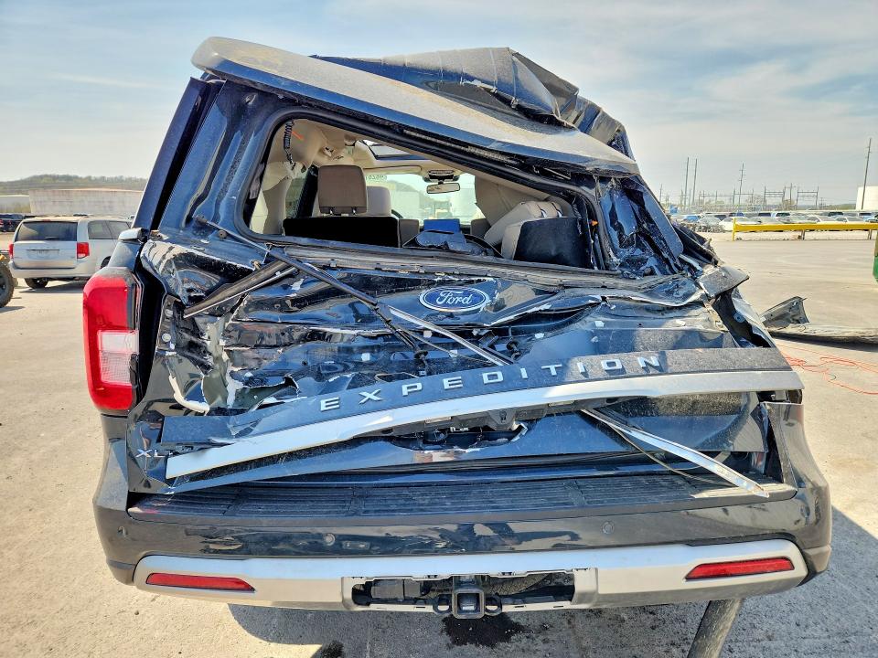 Продажа на аукционе авто 2024 Ford Expedition, vin: 1FMJU1J89REA84978, номер лота: 48287676
