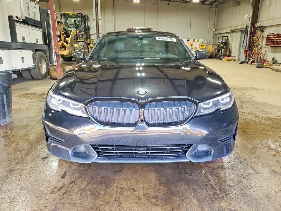 45823696 :رقم المزاد ، 3MW5R7J50K8B02080 vin ، 2019 Bmw 330xi مزاد بيع