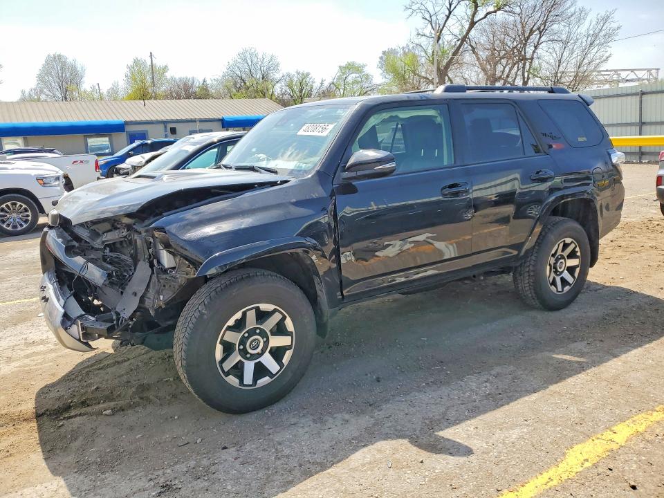 48208156 :رقم المزاد ، JTERU5JRXP6141456 vin ، 2023 Toyota 4runner مزاد بيع