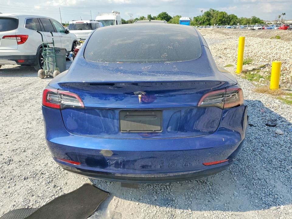 Продажа на аукционе авто 2021 Tesla Model 3, vin: 5YJ3E1EA1MF045381, номер лота: 47947446