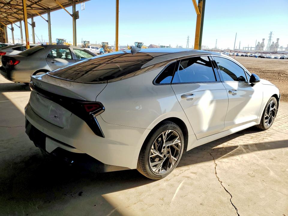 2025 Kia K5 მანქანა იყიდება აუქციონზე, vin: KNAG64J71S5270468, აუქციონის ნომერი: 46867486