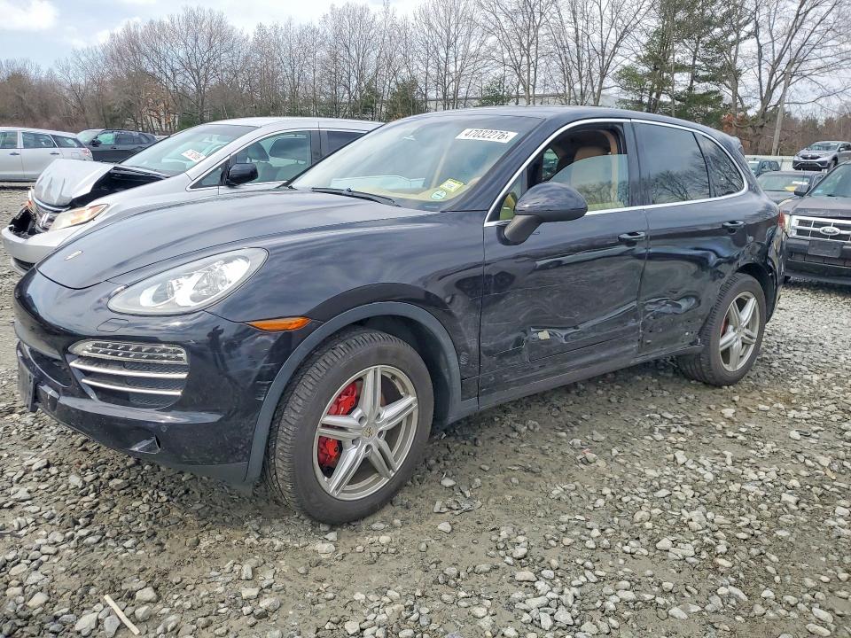 47032276 :رقم المزاد ، WP1AA2A22DLA03496 vin ، 2013 Porsche Cayenne مزاد بيع