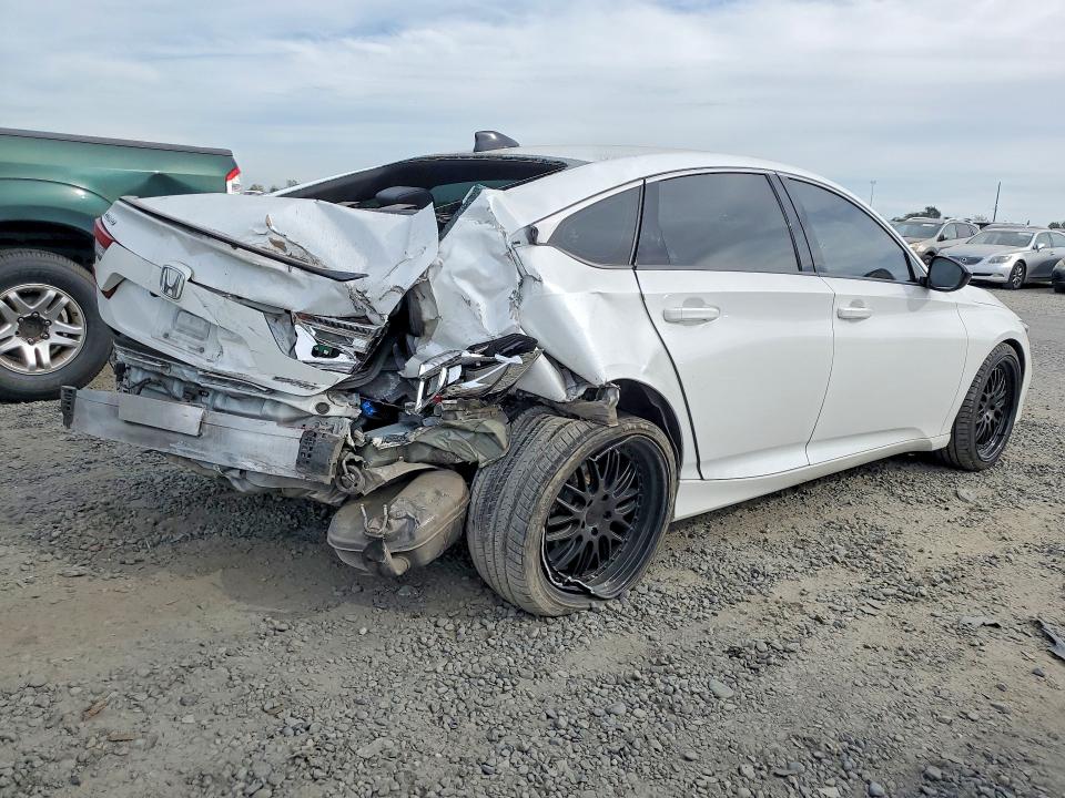 46108786 :رقم المزاد ، 1HGCV2F37NA006635 vin ، 2022 Honda Accord مزاد بيع